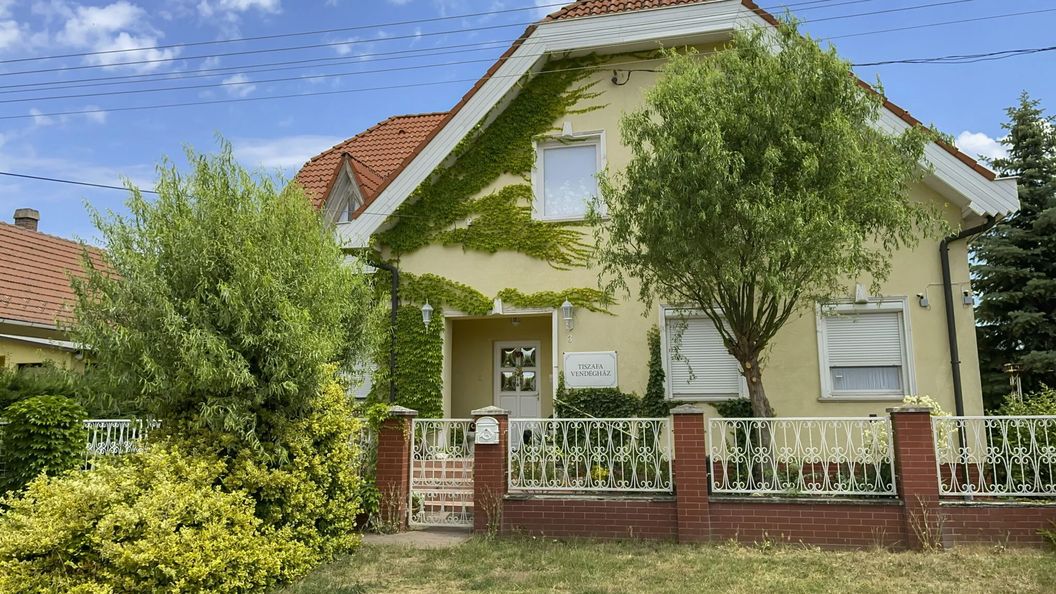 Tiszafa Vendégház Tiszafüred (1)