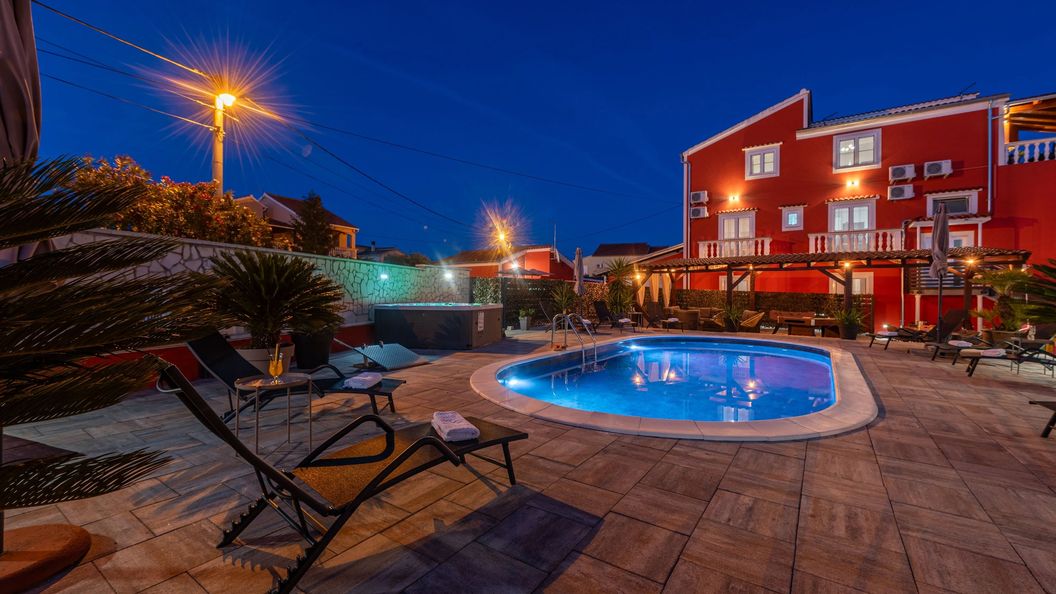 Luxusvilla Medencével Turanj, Biograd - 18274 Turanj (1)