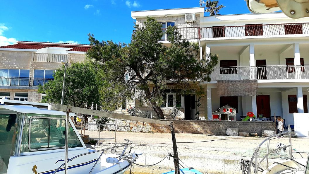 Apartmanok A Tenger Mellett Razanj, Rogoznica - 18284 Ražanj (1)