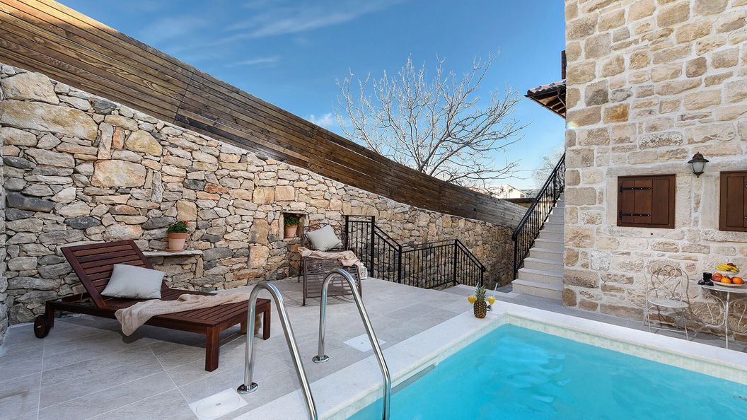 Villa Calandra Vrana (1)