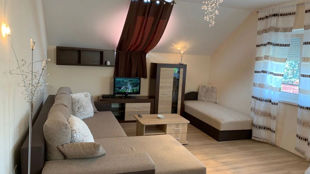 Martina Apartmanház Balatonlelle (1)