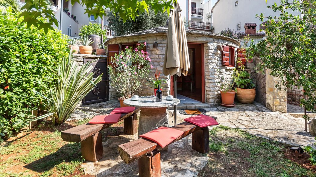 Vendégház Pula - CIP500 (1)