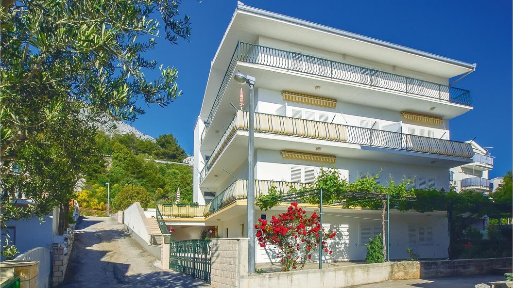 Apartman Omiš - CDF297 (1)