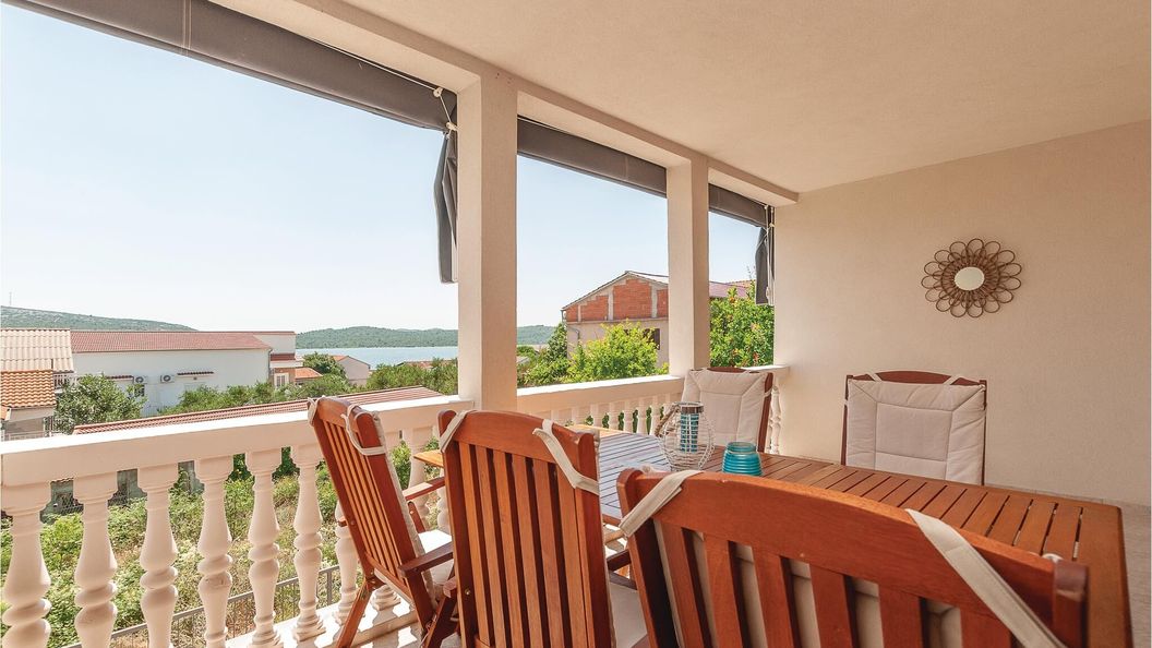 Apartman Pirovac - CDJ466 (1)