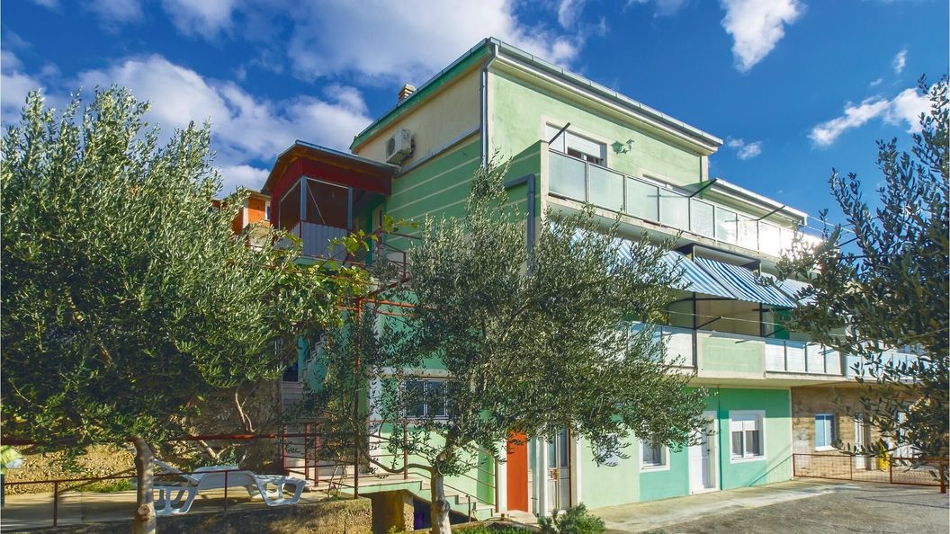 Apartman Dugi Rat - CDT251 (1)