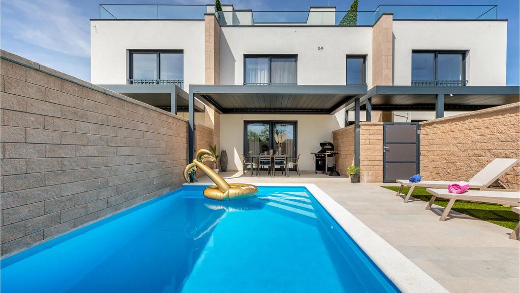 Vendégház Peroj - CIF840 (1)