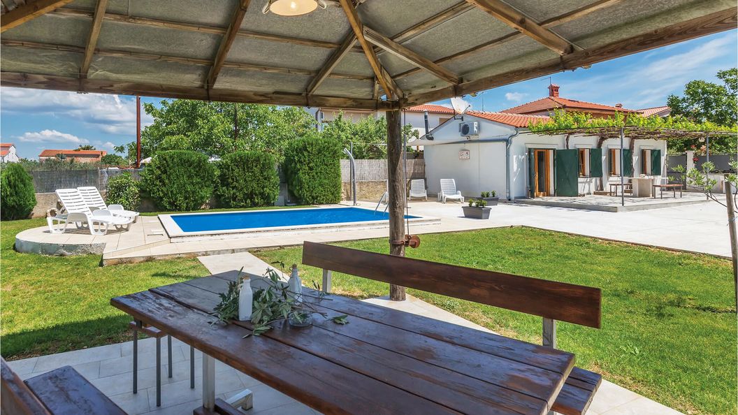 Vendégház Pula - CIP414 (1)