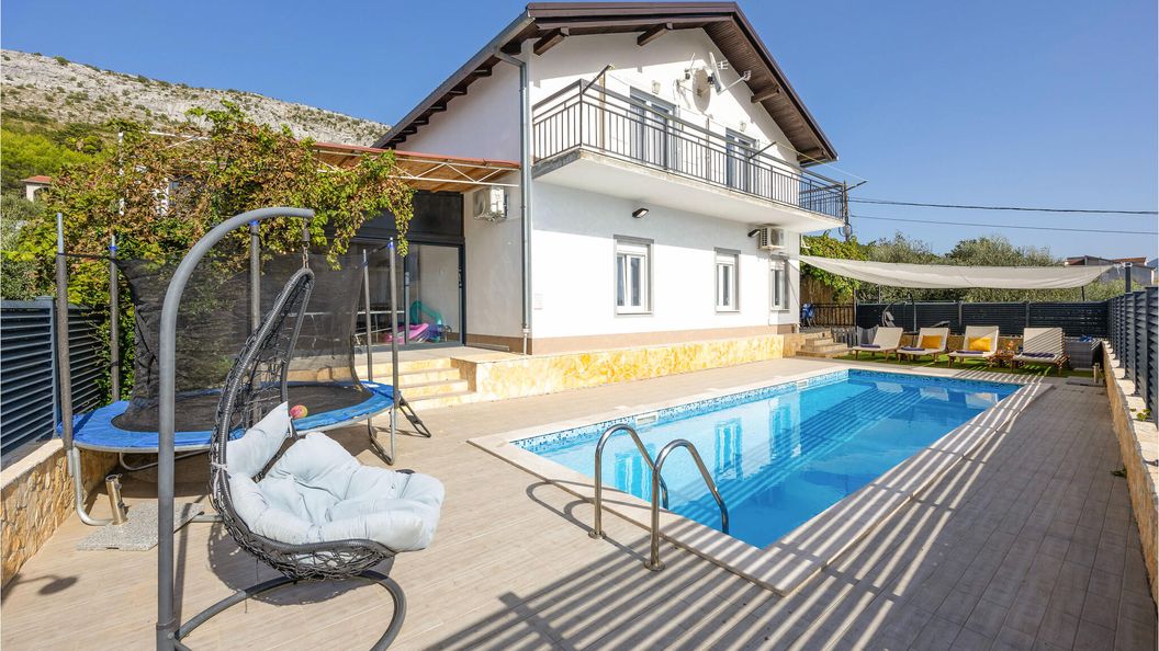 Vendégház Tugare - CDF651 (1)