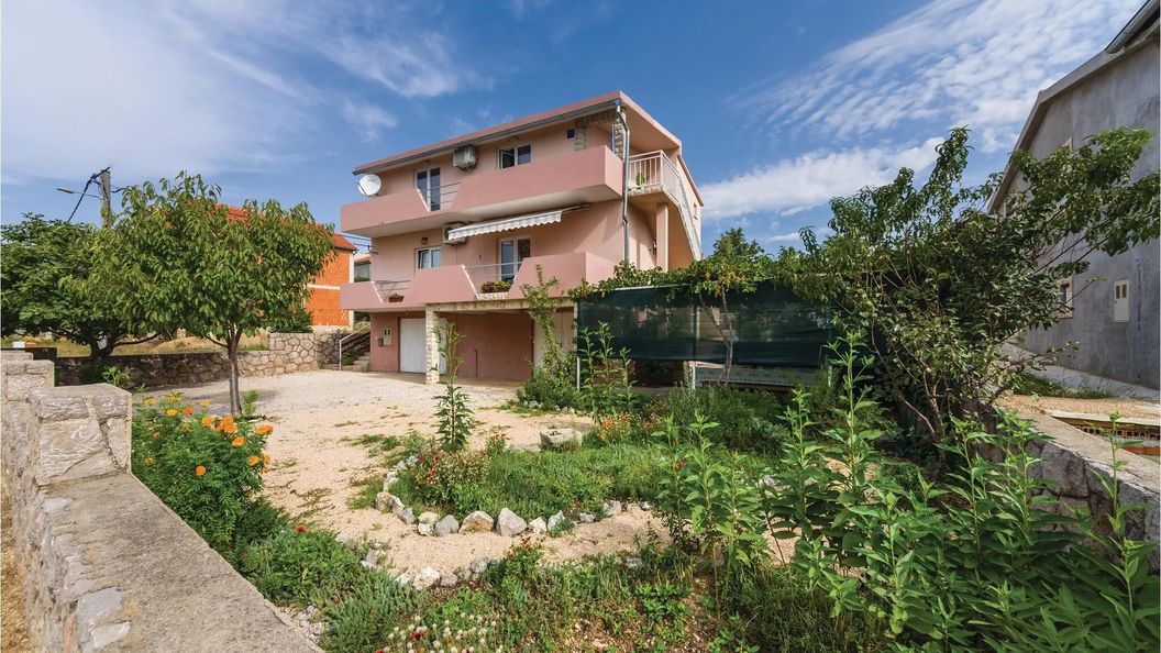 Apartman Maslenica - CDA252 (1)