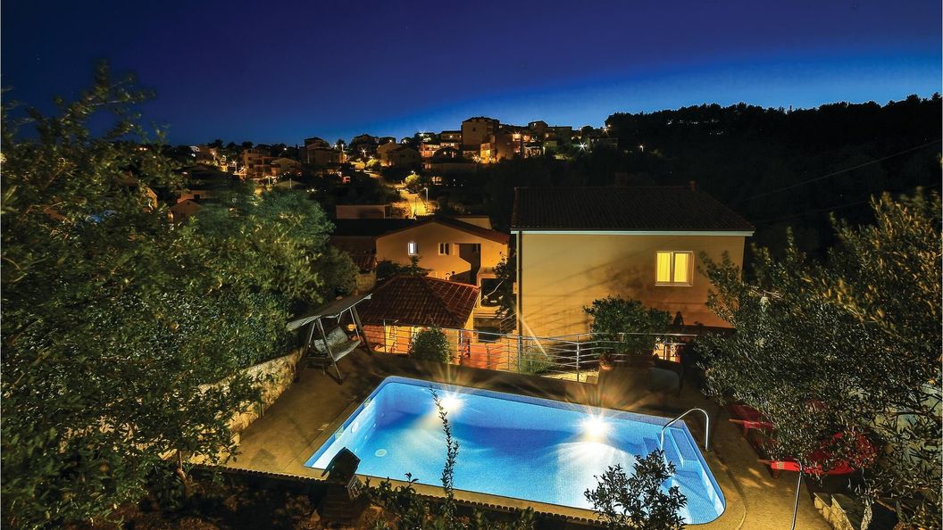 Apartman Okrug Gornji - CDF875 (1)