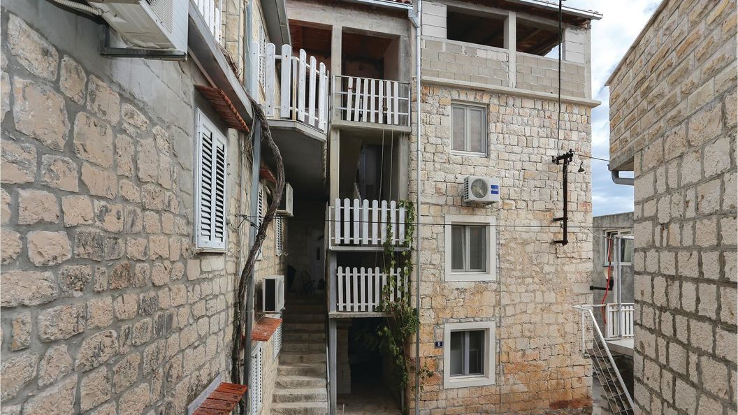 Apartman Slatine - CDE637 (1)