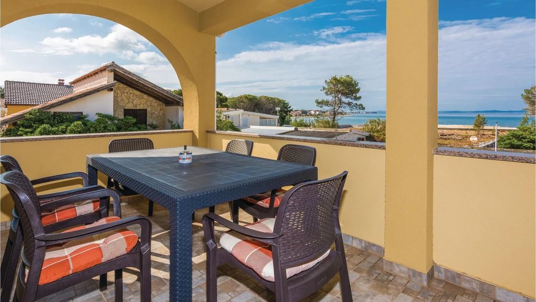 Apartman Vir - CDA608 (1)