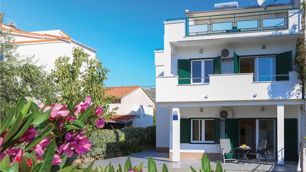 Apartman Kaštel Stari - CDC443 (1)