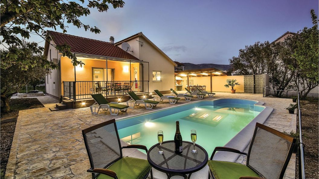 Vendégház Kaštel Štafilić - CDF405 (1)