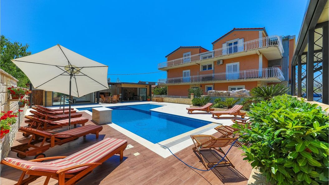 Apartman Kaštel Stari - CDT745 (1)