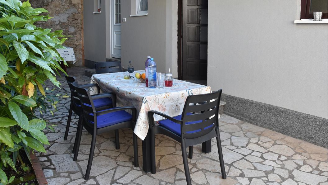 Apartman Pula - CIR251 (1)