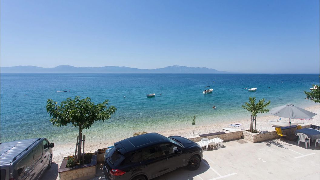 Vendégház Brist - CDM701 (1)