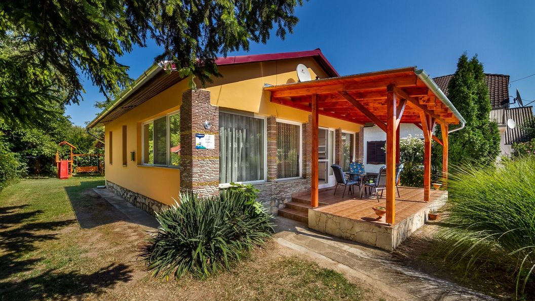 Csepeli Nyaraló Balatonkeresztúr (1)