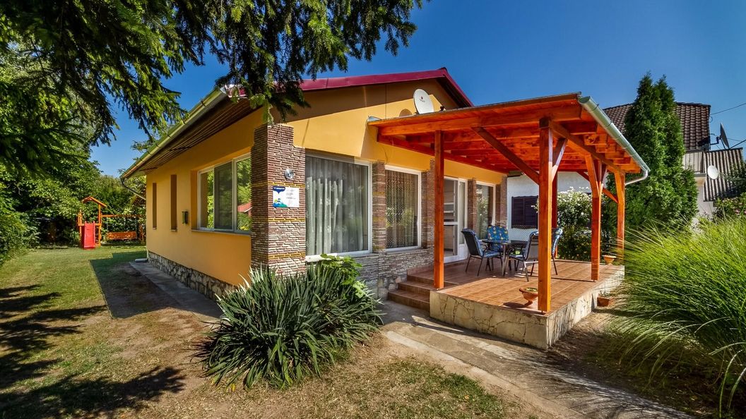 Csepeli Nyaraló Balatonkeresztúr (1)