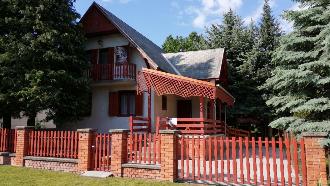 Harmónia Nyaralóház Siófok (1)