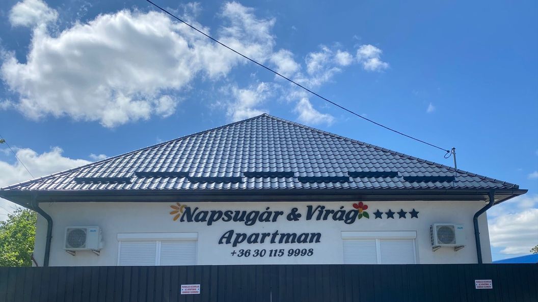 Napsugár and Virág Apartman **** Tiszafüred (1)