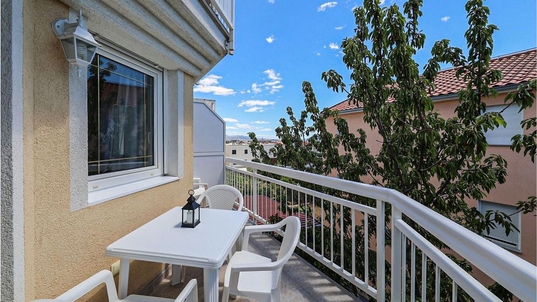 Apartman Kaštel Lukšić - CDC721 (1)