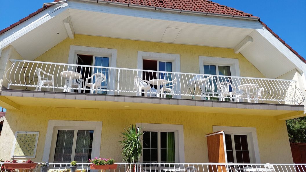Árpi-Ria Üdülőház Balatonfüred (1)