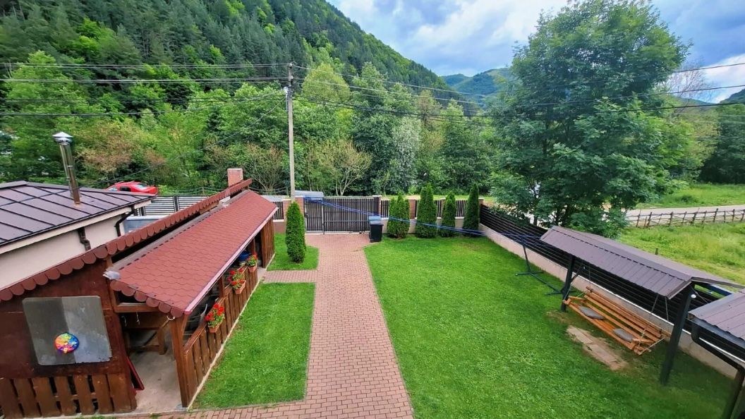 Cabana Lenuta Mărișel (1)