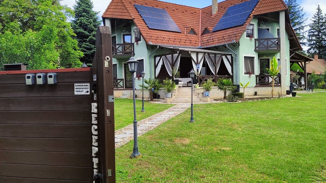 Balaton Garden Apartman Balatongyörök (1)