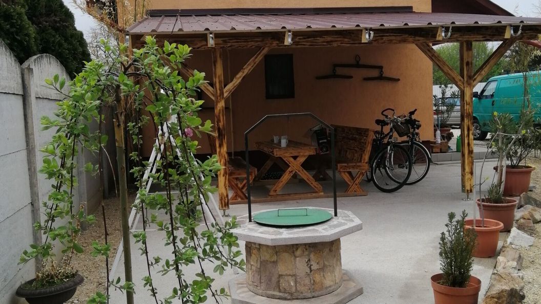 Tóváros Vendégház Abádszalók (1)