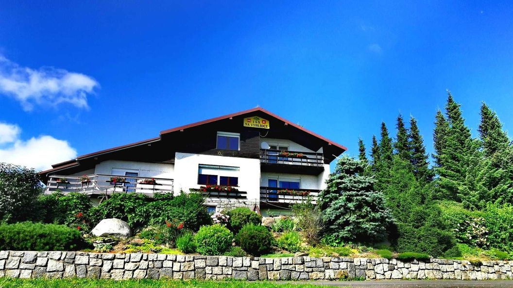 Penzion Na Vyhlídce Strážné II (1)