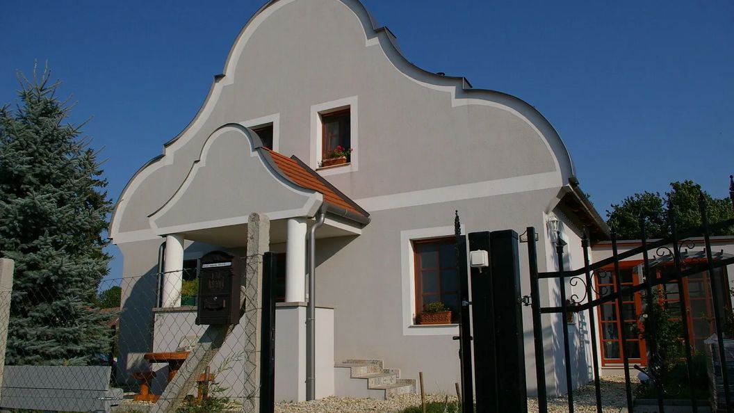 Sárkányházi Apartman Barnag (1)