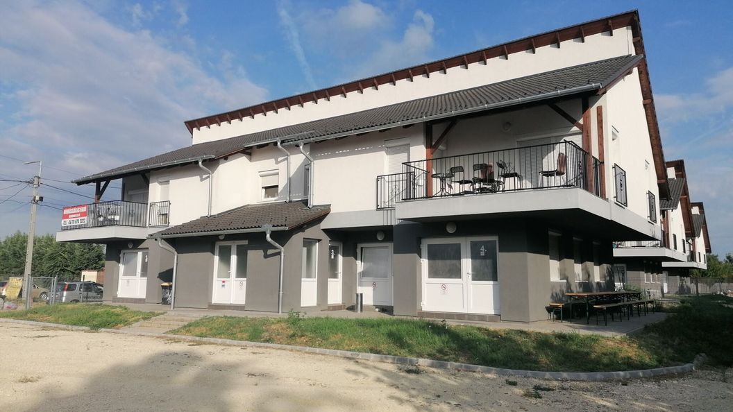 Omega Apartmanház Szigetszentmiklós (1)