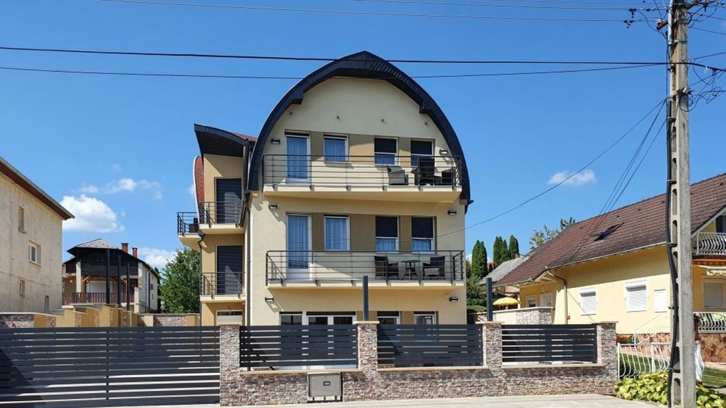Zóra Apartmanház Zalakaros (1)