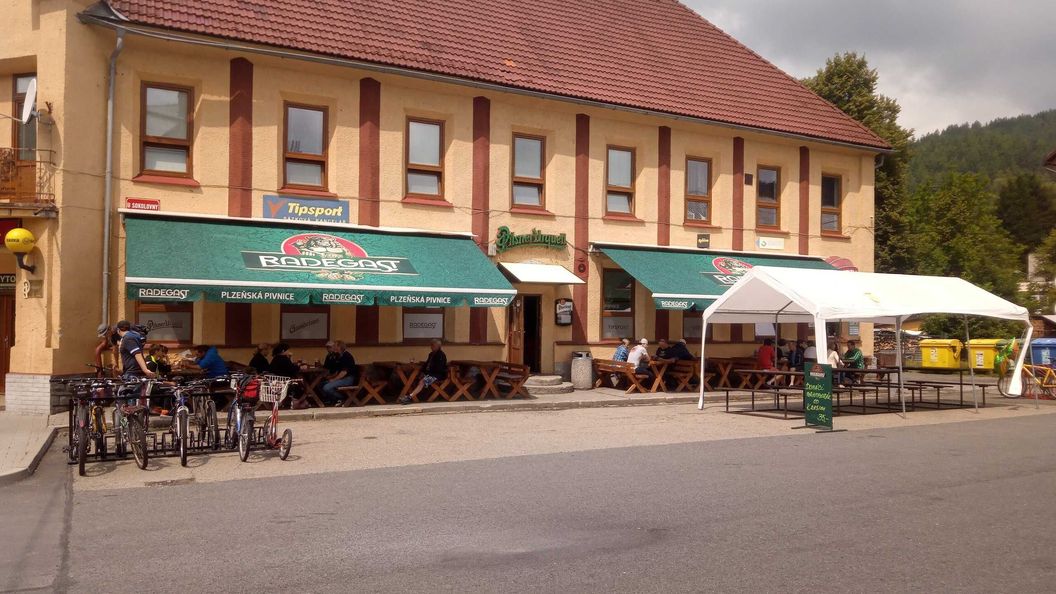 Hotel Sokol Karolinka (1)