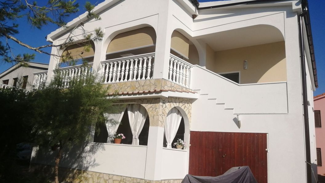 Apartmani Kusak Vir (1)