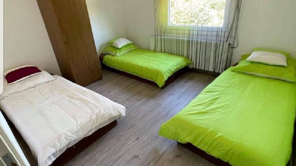 Borsodi Munkásszállás Sajószentpéter (1)