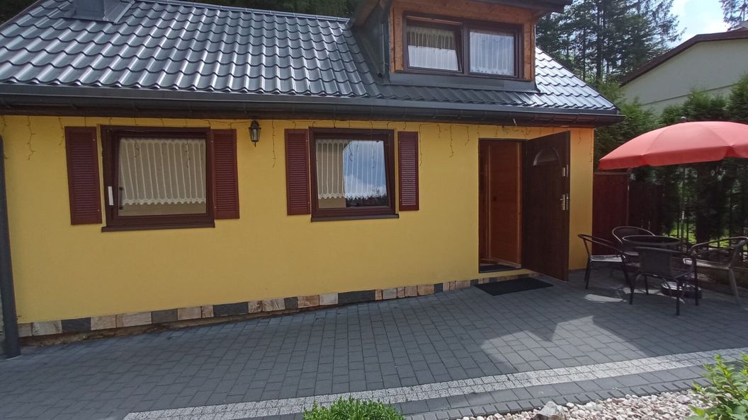 DOMEK GOŚCINNY "DOMINIK" Wisła (1)