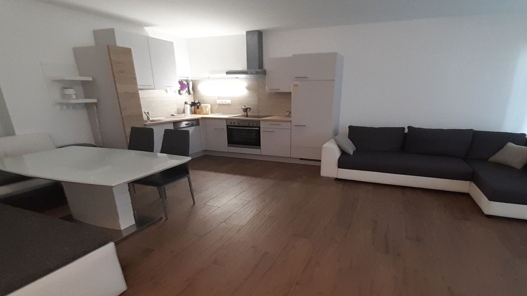 Beach Home Apartman Keszthely (1)