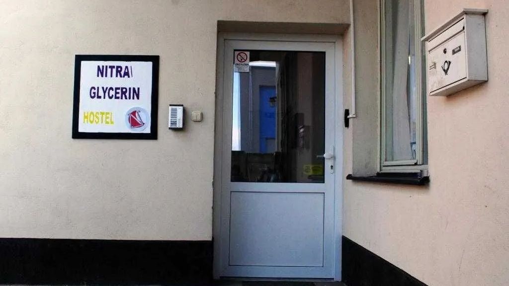 Nitra Glycerin Hostel (1)