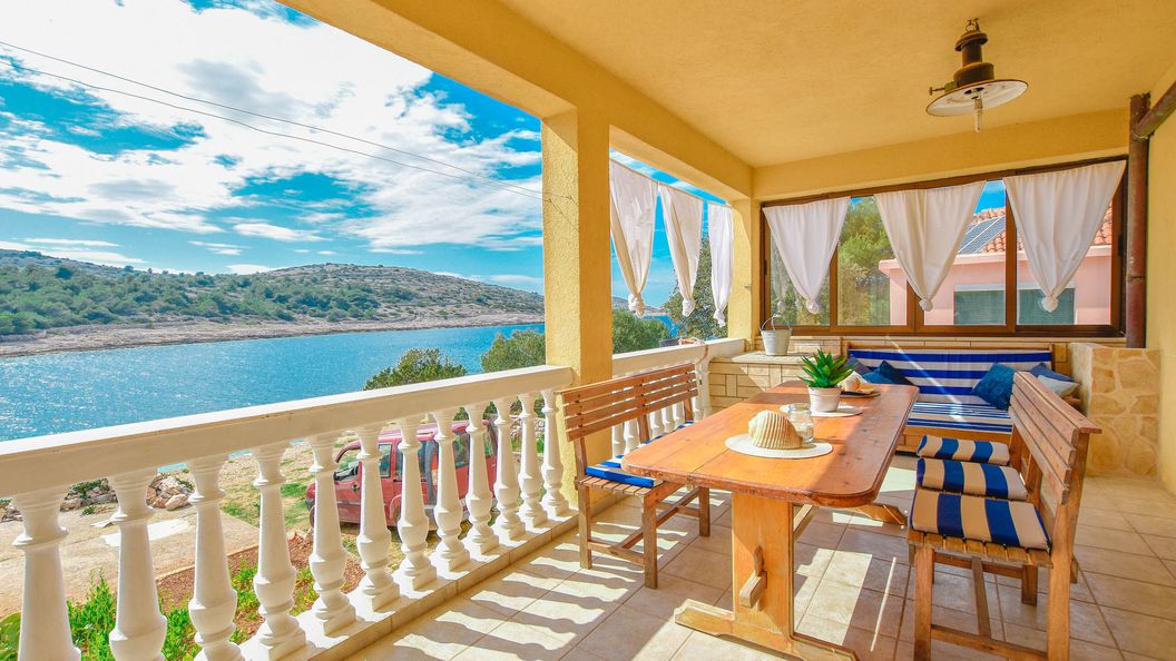 House Petra Zirje (1)