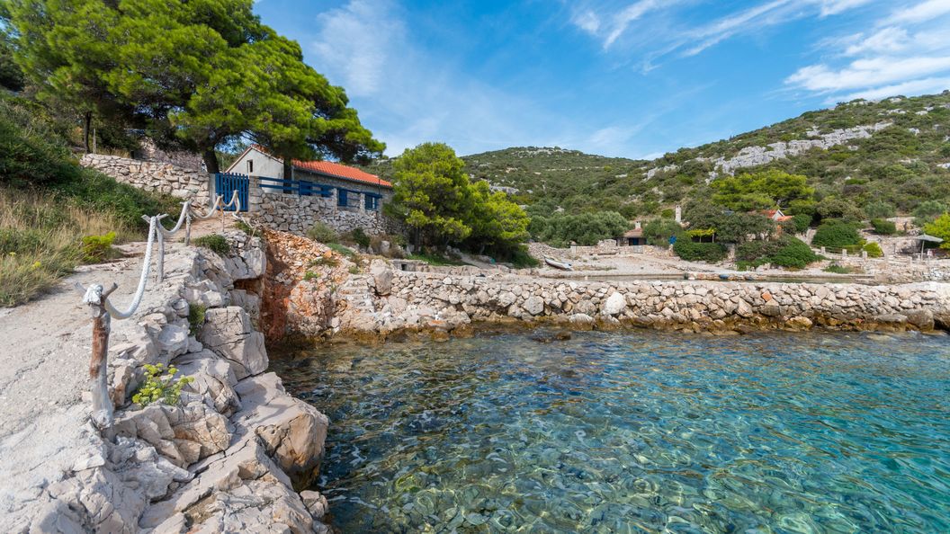 House Island Harbour Tkon (1)