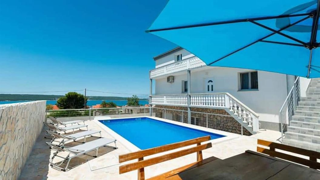 Apartman Obrovac - CDI028 (1)