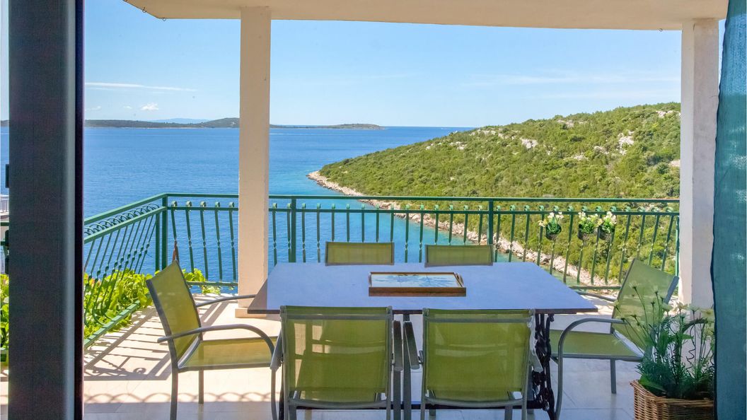 Apartman Vinišće - CDM154 (1)