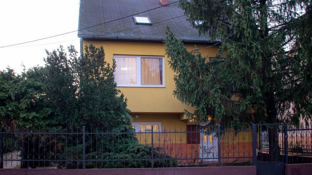 Canary Color Guesthouse Bogács (1)