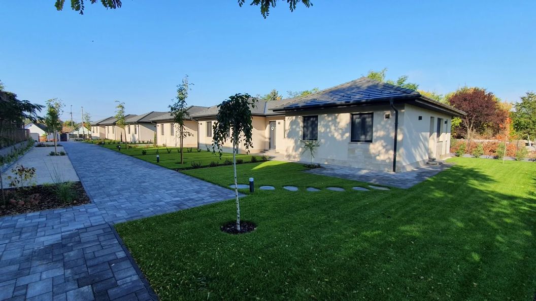 Kossuth 41 Apartman Balatonlelle (1)