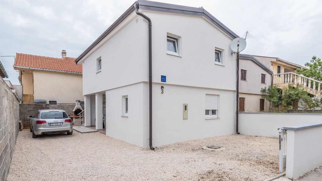 Apartments With Parking Space Vir - 18560 (1)