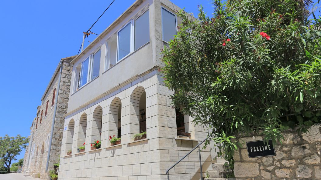 Apartmanok A Tenger Mellett Brist, Makarska - 18859 Brist (1)