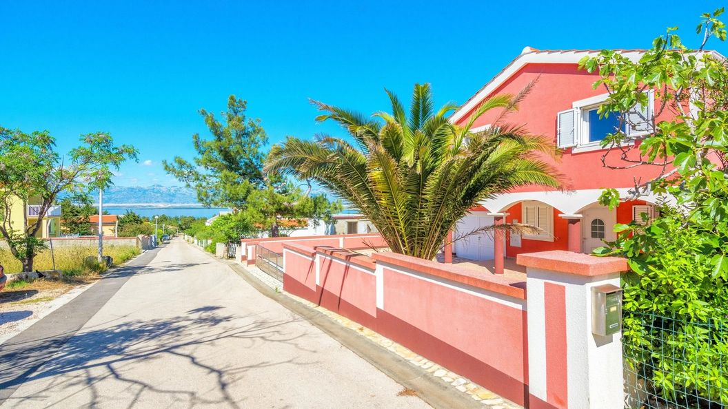 Apartmanok Parkolóhellyel Vir - Lozice, Vir - 19099 Vir - Lozice (1)