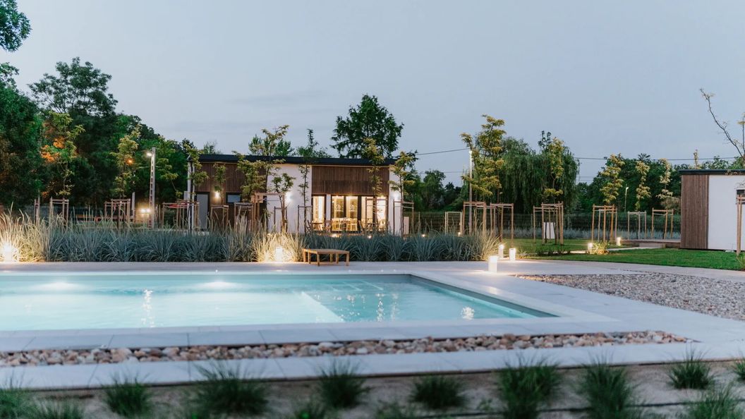 Gyopár Lodge Kabinházak **** Gyopárosfürdő Orosháza (1)